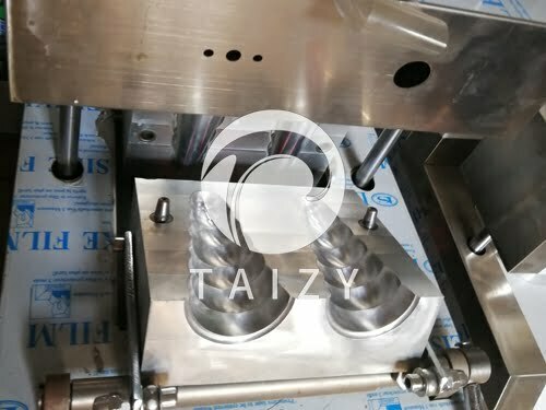 pizza maker machine