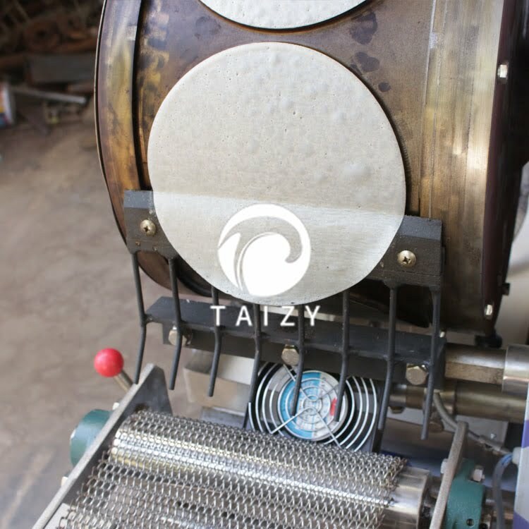 Spring-roll-machine-2
