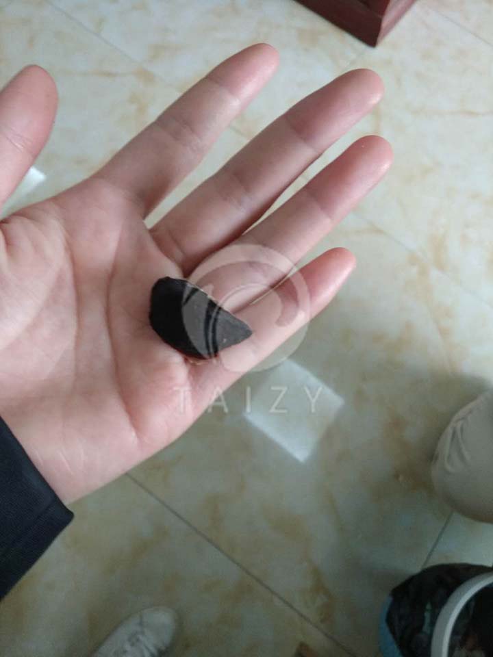 finished black garlic