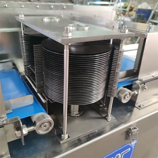 Replacebale slicing unit